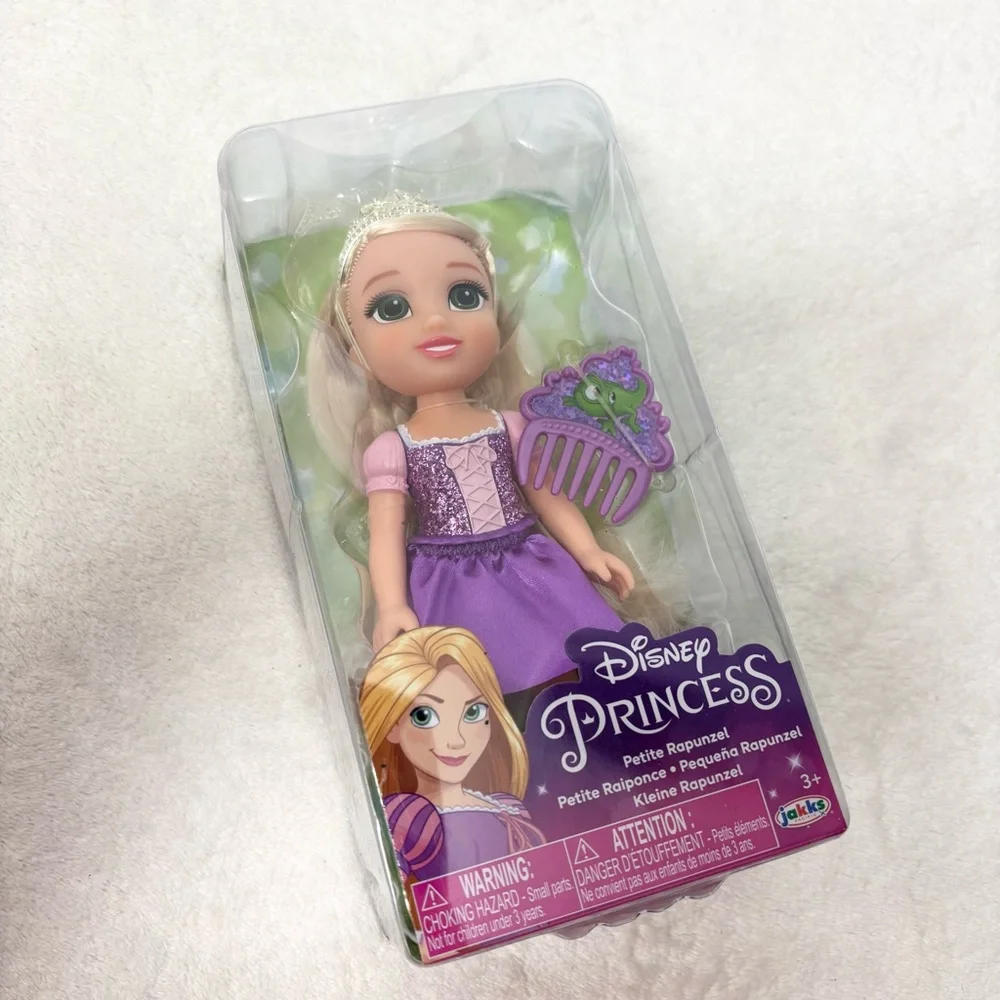 Disney Princess Petite Rapunzel Doll Toy / New‎ with Box